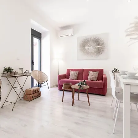 Akicity Alameda Rust شقة